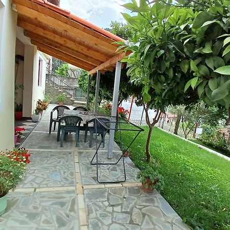 Guest House Noah&Kristel Berat Exterior foto